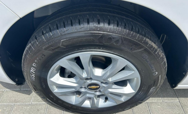 GM - Chevrolet PRISMA Sed. LT 1.0 8V FlexPower 4p 2015 Flex-11