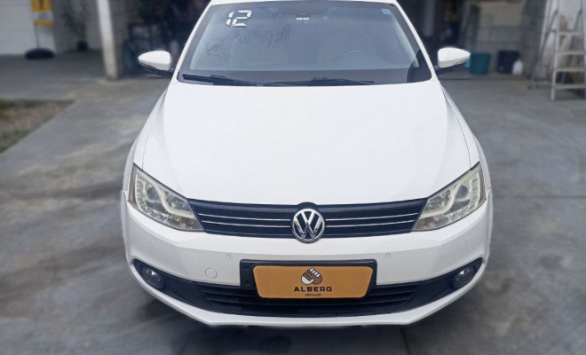 VW - VolksWagen JETTA Highline 2.0 TSI 16V 4p Tiptronic 2012 Flex-0