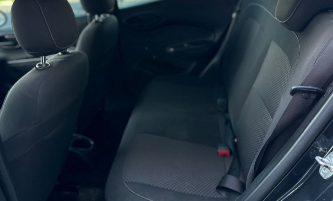 GM - Chevrolet ONIX HATCH LT 1.4 8V FlexPower 5p Mec. 2018 Flex-8