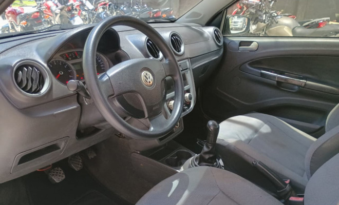 VW - VolksWagen Gol (novo) 1.6 Mi Total Flex 8V 4p 2010 Flex-4