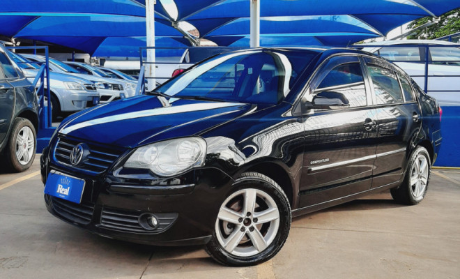 VW - VolksWagen Polo Sed./Sed. COMF. 2.0/2.0 Flex 8V 4p 2011 Flex