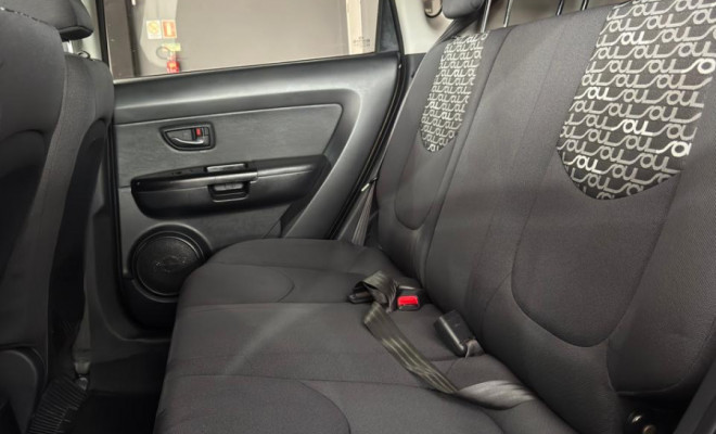 Kia Motors SOUL 1.6/ 1.6 16V FLEX Aut. 2012 Flex-18
