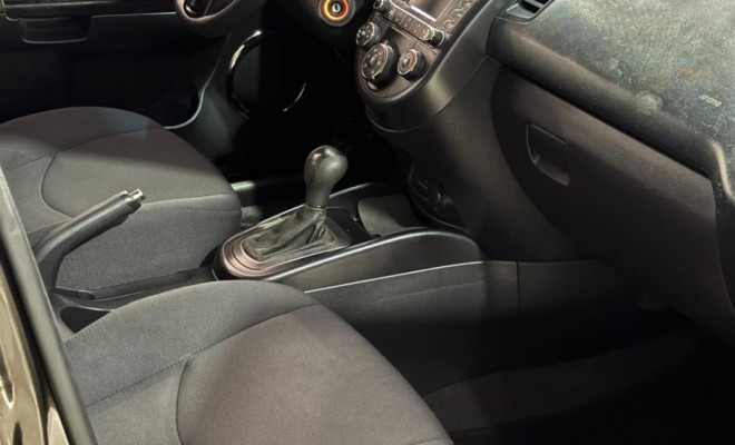 Kia Motors SOUL 1.6/ 1.6 16V FLEX Aut. 2012 Flex-13
