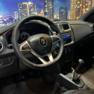 Renault LOGAN Life Flex 1.0 12V 4p Mec. 2021 Flex-1