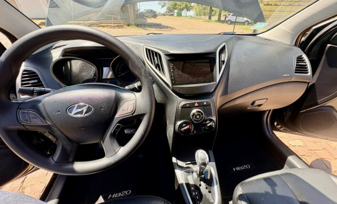 Hyundai HB20S C.Style/C.Plus1.6 Flex 16V Aut. 4p 2015 Flex-10