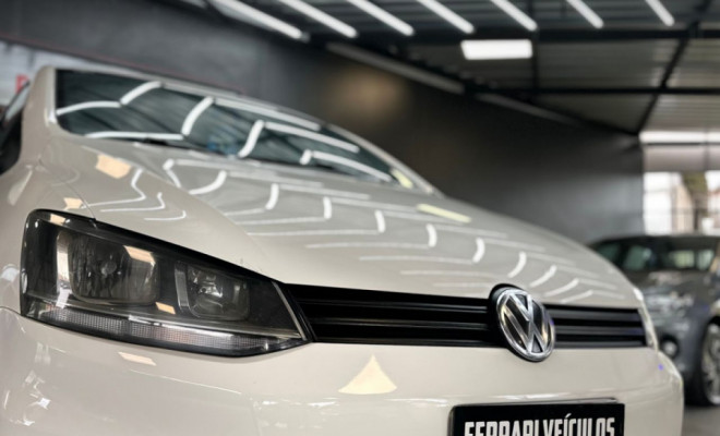 VW - VolksWagen Fox Trendline 1.0 Flex 8V 5p 2015 Flex-1