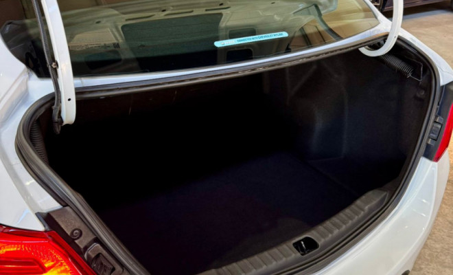 GM - Chevrolet PRISMA Sed. LT 1.4 8V FlexPower 4p Aut. 2018 Flex-14