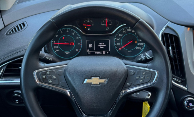 CRUZE Sport LT 1.4 TB Aut. 2019 – O hatch esportivo que combina performance e sofisticação!-3