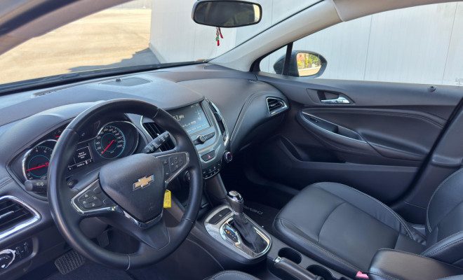 CRUZE Sport LT 1.4 TB Aut. 2019 – O hatch esportivo que combina performance e sofisticação!-7