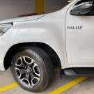 Toyota Hilux CD SRX 2.8 TDI 16V 4x4 Diesel Aut. 2024-3