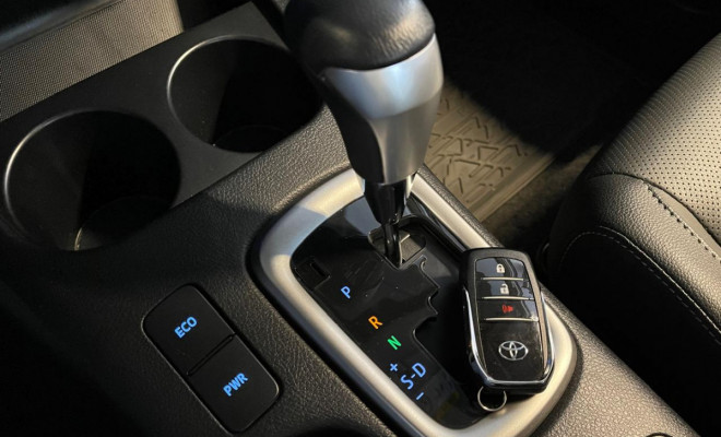 Toyota Hilux CD SRX 2.8 TDI 16V 4x4 Diesel Aut. 2024-11