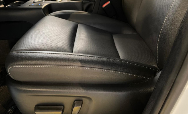 Toyota Hilux CD SRX 2.8 TDI 16V 4x4 Diesel Aut. 2024-13