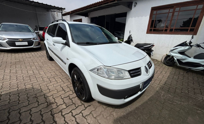 Renault Megane Grand Tour Dynam. Hi-Flex 1.6 16V 2013 Flex