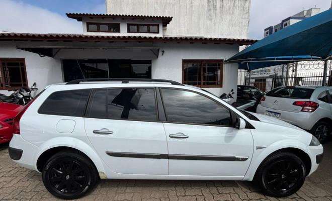 Renault Megane Grand Tour Dynam. Hi-Flex 1.6 16V 2013 Flex-4