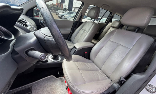 Renault Megane Grand Tour Dynam. Hi-Flex 1.6 16V 2013 Flex-8