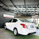 Nissan VERSA 1.0 12V FlexStart 4p Mec. 2017 Flex-6