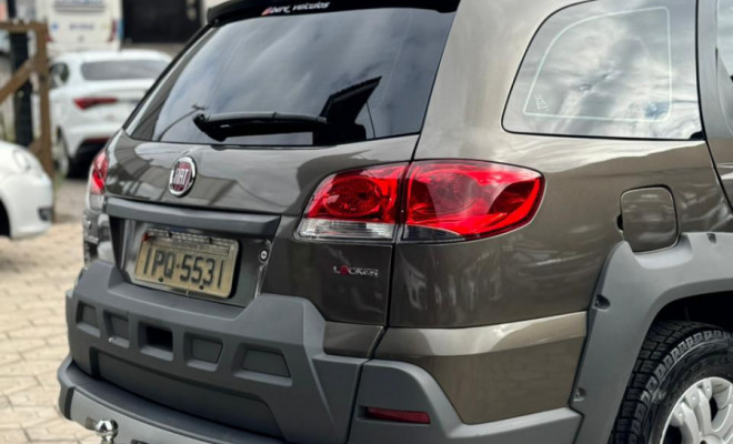 Fiat Palio Weekend Adventure LOCKER 1.8 Flex 2010 Flex-6