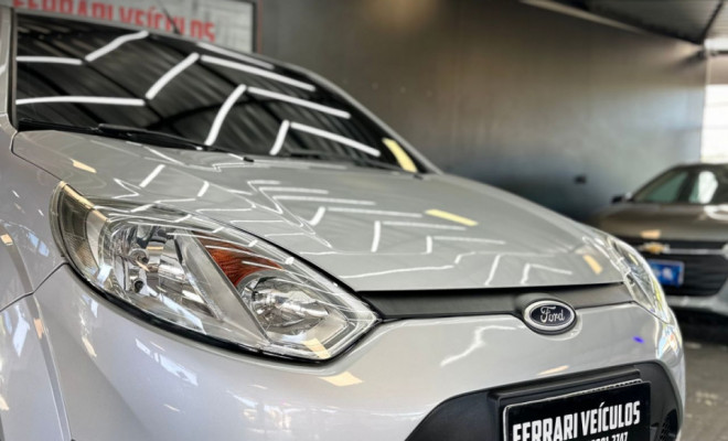 Ford Fiesta 1.6 16V Flex Mec. 5p 2014 Flex-0