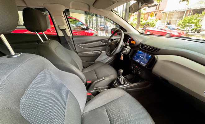 GM - Chevrolet ONIX HATCH Joy 1.0 8V Flex 5p Mec. 2018 Flex-8