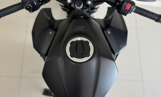 KAWASAKI Z 400 2021 Gasolina-2