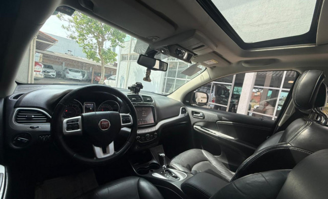 Fiat FREEMONT EMOT./PRECISION 2.4 16V 5p Aut. 2015 Gasolina-1