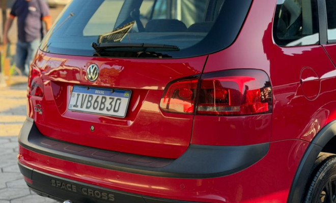 VW - VolksWagen SpaceCross 1.6 Mi Total Flex 8V 2014 Flex-3