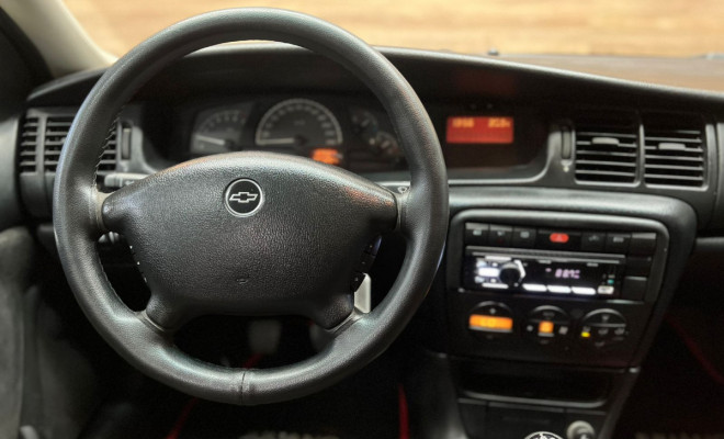 ( REPASSE ) GM - Chevrolet Vectra GLS/Expres.2.2/ 2.0 e 2.0 CD 8V 2002 Gasolina-6