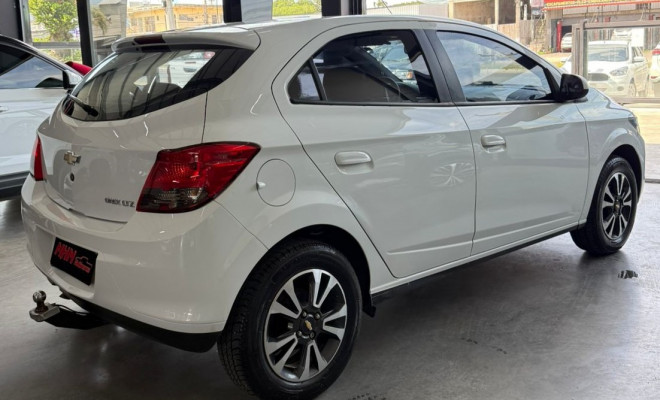 GM - Chevrolet ONIX HATCH LTZ 1.4-1