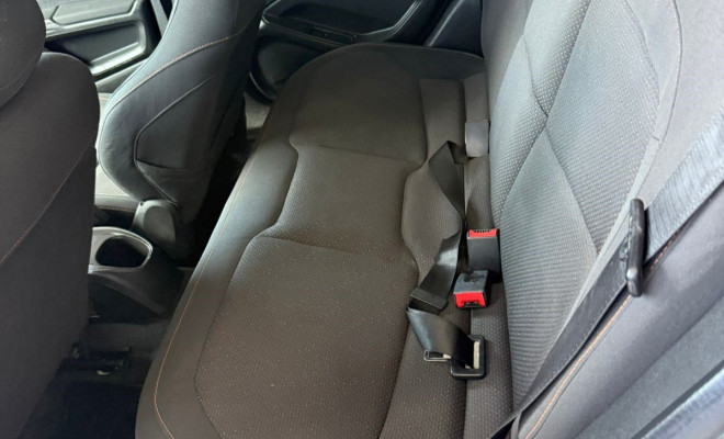 GM - Chevrolet ONIX HATCH LTZ 1.4-3