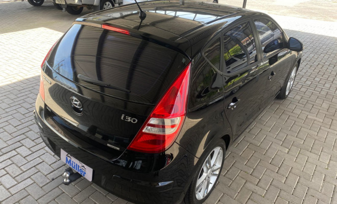 Hyundai i30 2.0 16V 145cv 5p Aut. 2011 Gasolina-1