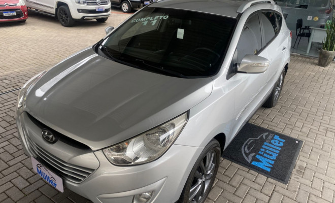 Hyundai ix35 2.0 16V 170cv 2WD/4WD Aut. 2011 Gasolina-6