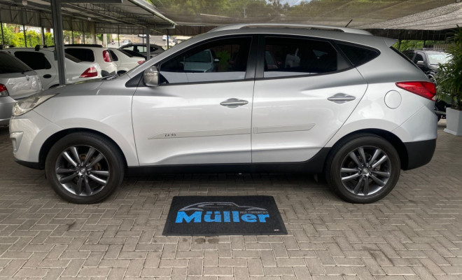 Hyundai ix35 2.0 16V 170cv 2WD/4WD Aut. 2011 Gasolina-8