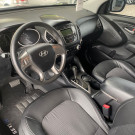 Hyundai ix35 2.0 16V 170cv 2WD/4WD Aut. 2011 Gasolina-9