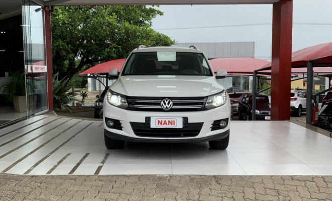 VW - VolksWagen TIGUAN 2.0 TSI 16V 200cv Tiptronic 5p 2013 Gasolina-0