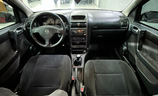 GM - Chevrolet Astra Sed. Advant. 2.0 8V MPFI FlexP. 4p 2010 Flex-2