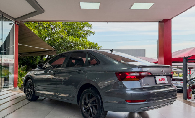 VW - VolksWagen JETTA Comfort. 250 TSI 1.4 Flex 16v Aut. 2019 Flex-4