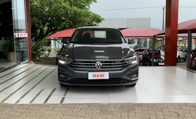 VW - VolksWagen JETTA Comfort. 250 TSI 1.4 Flex 16v Aut. 2019 Flex-0