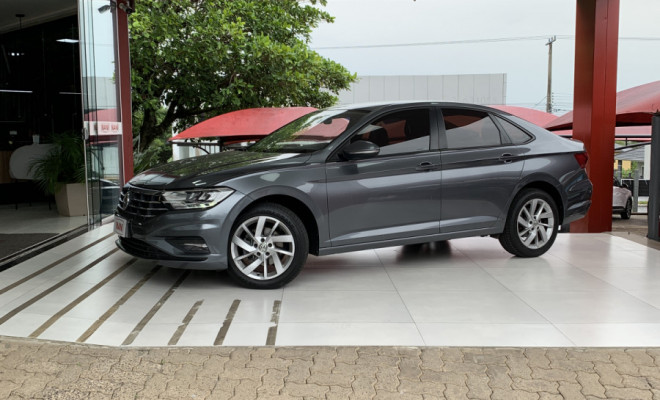 VW - VolksWagen JETTA Comfort. 250 TSI 1.4 Flex 16v Aut. 2019 Flex