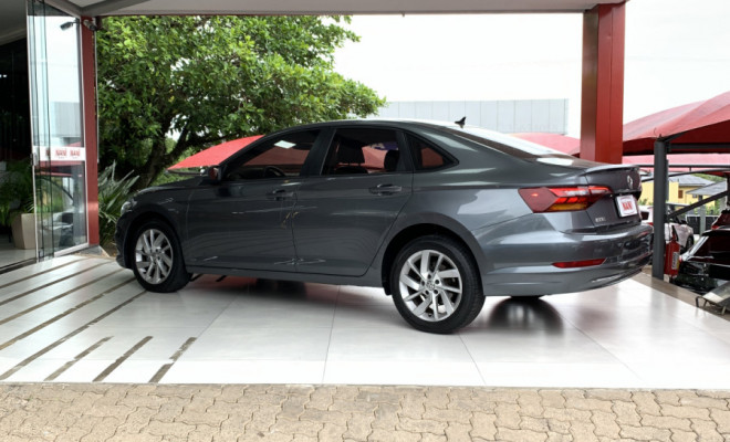 VW - VolksWagen JETTA Comfort. 250 TSI 1.4 Flex 16v Aut. 2019 Flex-4