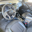 Hyundai ix35 2.0 16V 170cv 2WD/4WD Aut. 2011 Gasolina-10