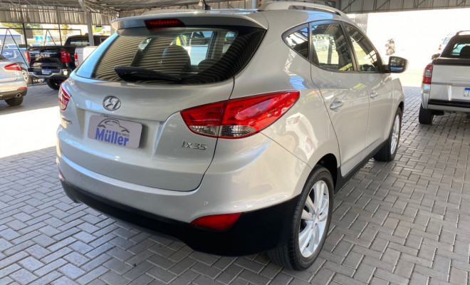 Hyundai ix35 2.0 16V 170cv 2WD/4WD Aut. 2011 Gasolina-6