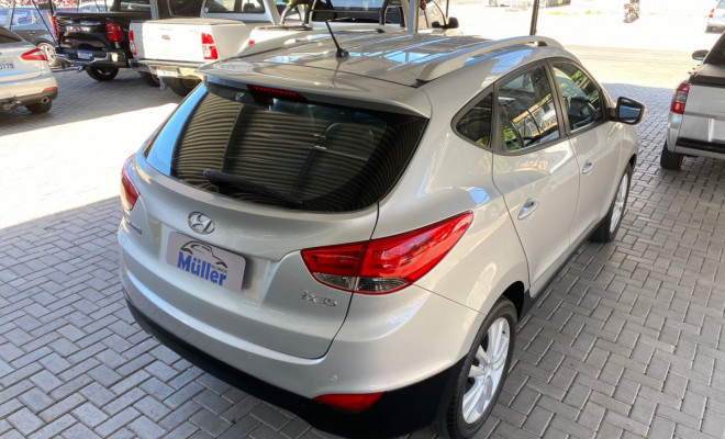 Hyundai ix35 2.0 16V 170cv 2WD/4WD Aut. 2011 Gasolina-1