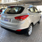 Hyundai ix35 2.0 16V 170cv 2WD/4WD Aut. 2011 Gasolina-6