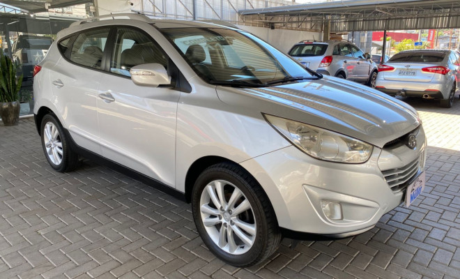Hyundai ix35 2.0 16V 170cv 2WD/4WD Aut. 2011 Gasolina-3