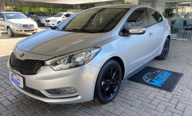 Kia Motors Cerato 1.6 16V  Flex  Aut. 2014 Flex