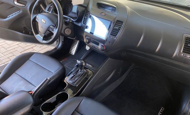 Kia Motors Cerato 1.6 16V  Flex  Aut. 2014 Flex-11