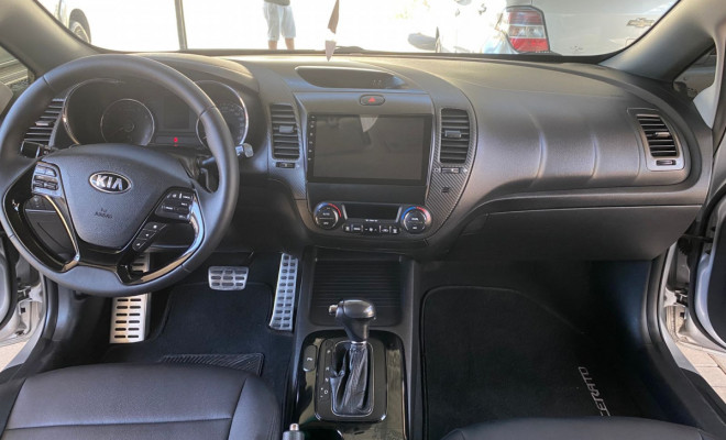 Kia Motors Cerato 1.6 16V  Flex  Aut. 2014 Flex-10