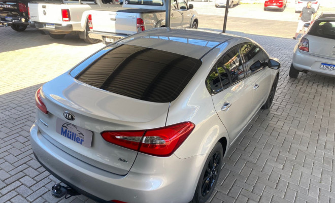 Kia Motors Cerato 1.6 16V  Flex  Aut. 2014 Flex-6
