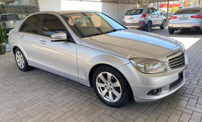 Mercedes-Benz C-200 Kompressor Classic 1.8 16V Aut. 2010 Gasolina-5