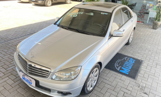 Mercedes-Benz C-200 Kompressor Classic 1.8 16V Aut. 2010 Gasolina-8